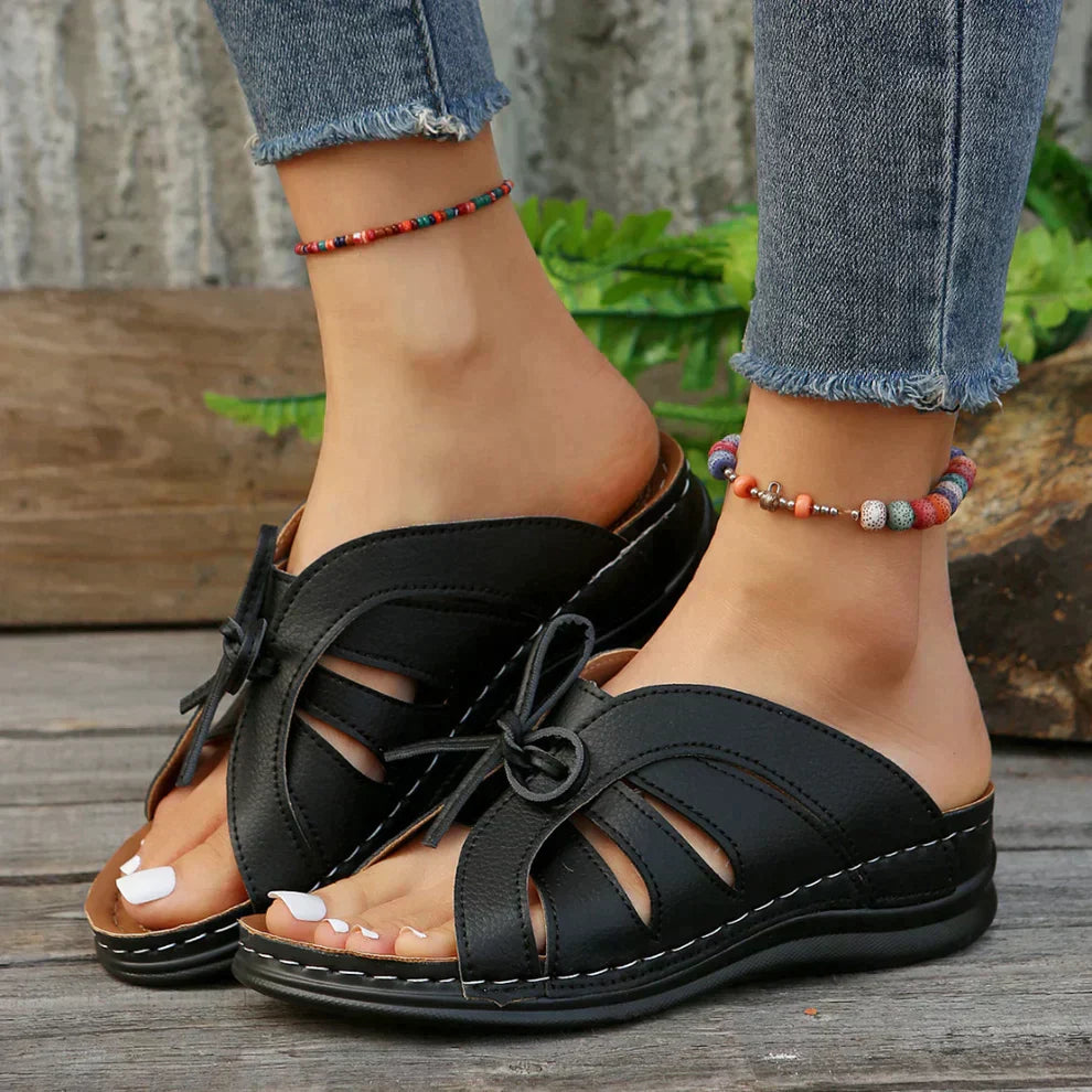 Selina™ | Keilsandalen