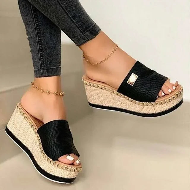 Dalia™ | Plateau-Sandalen