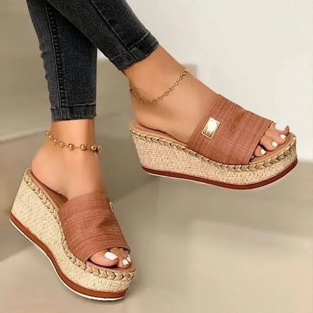 Dalia™ | Plateau-Sandalen