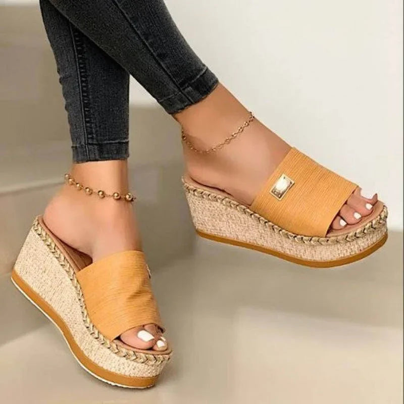Dalia™ | Plateau-Sandalen
